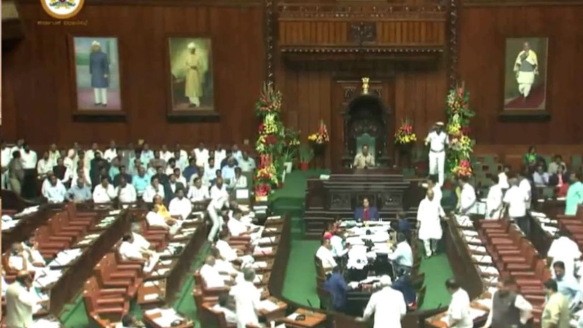 karnataka-assembly-passes-bill-mandating-usage-of-60-per-cent-space-for-kannada-signboards